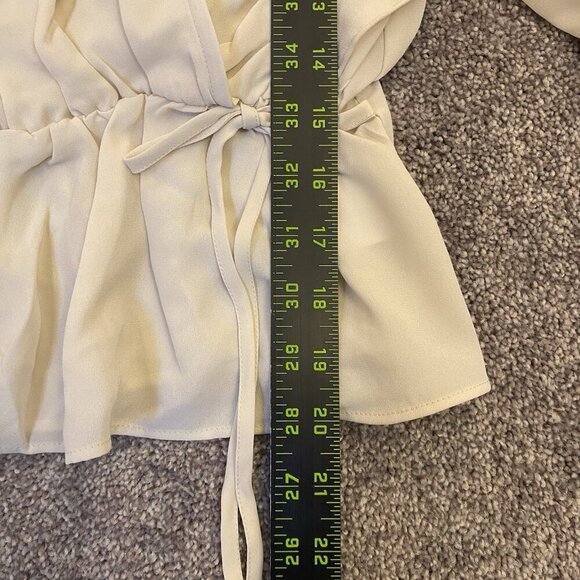 Express Women's Faux Wrap Puff Sleeve Peplum Top Sandshell Size XS - NWT $54 - Picture 14 of 16